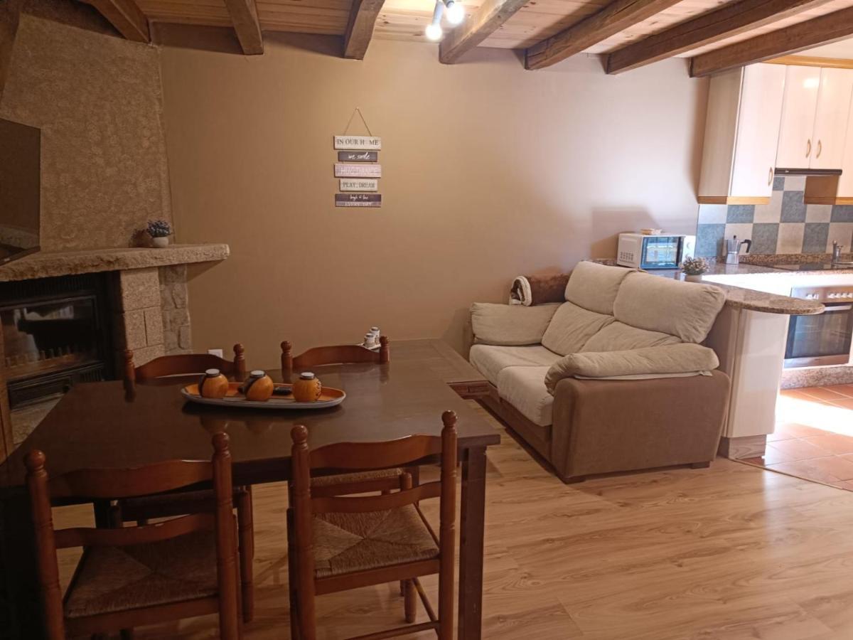 Hotel Rural La Casa De Irene Lubián Εξωτερικό φωτογραφία