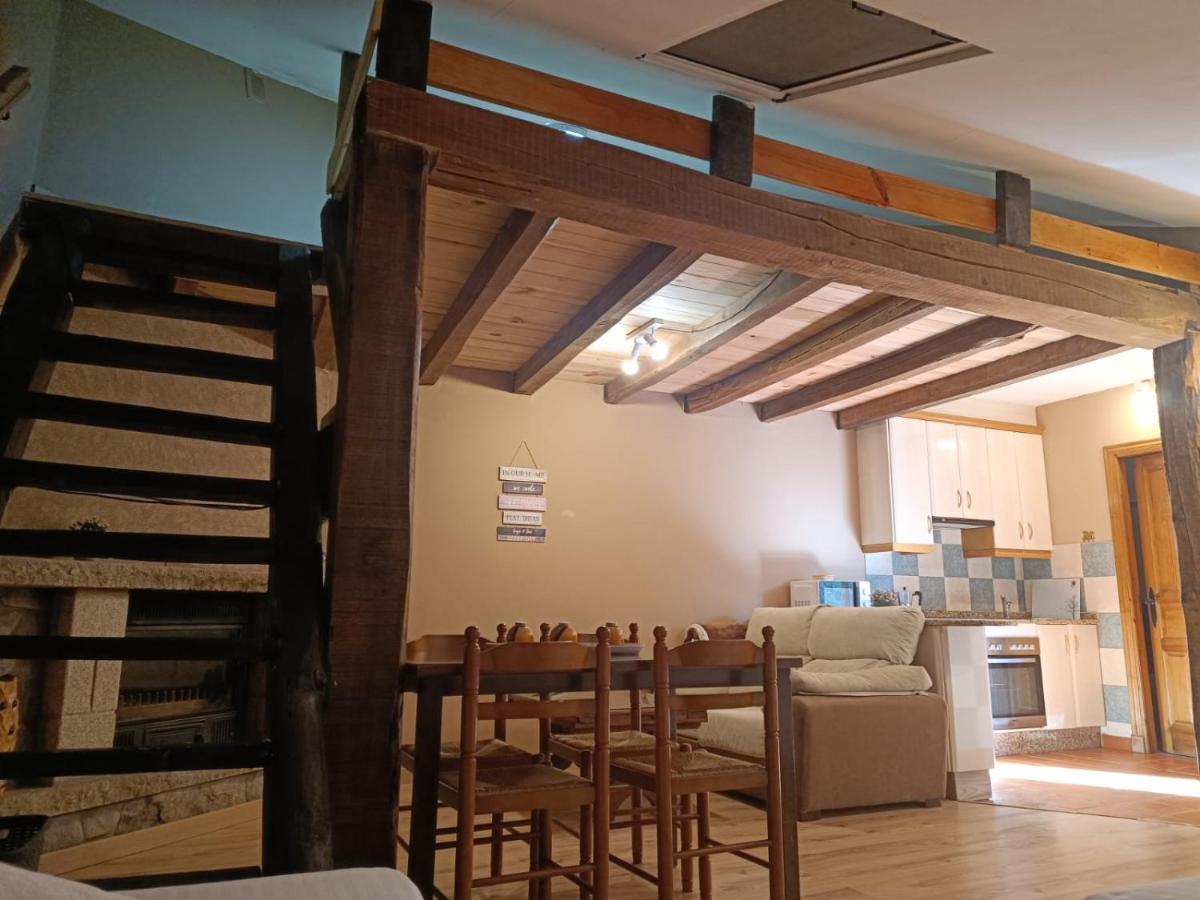 Hotel Rural La Casa De Irene Lubián Εξωτερικό φωτογραφία